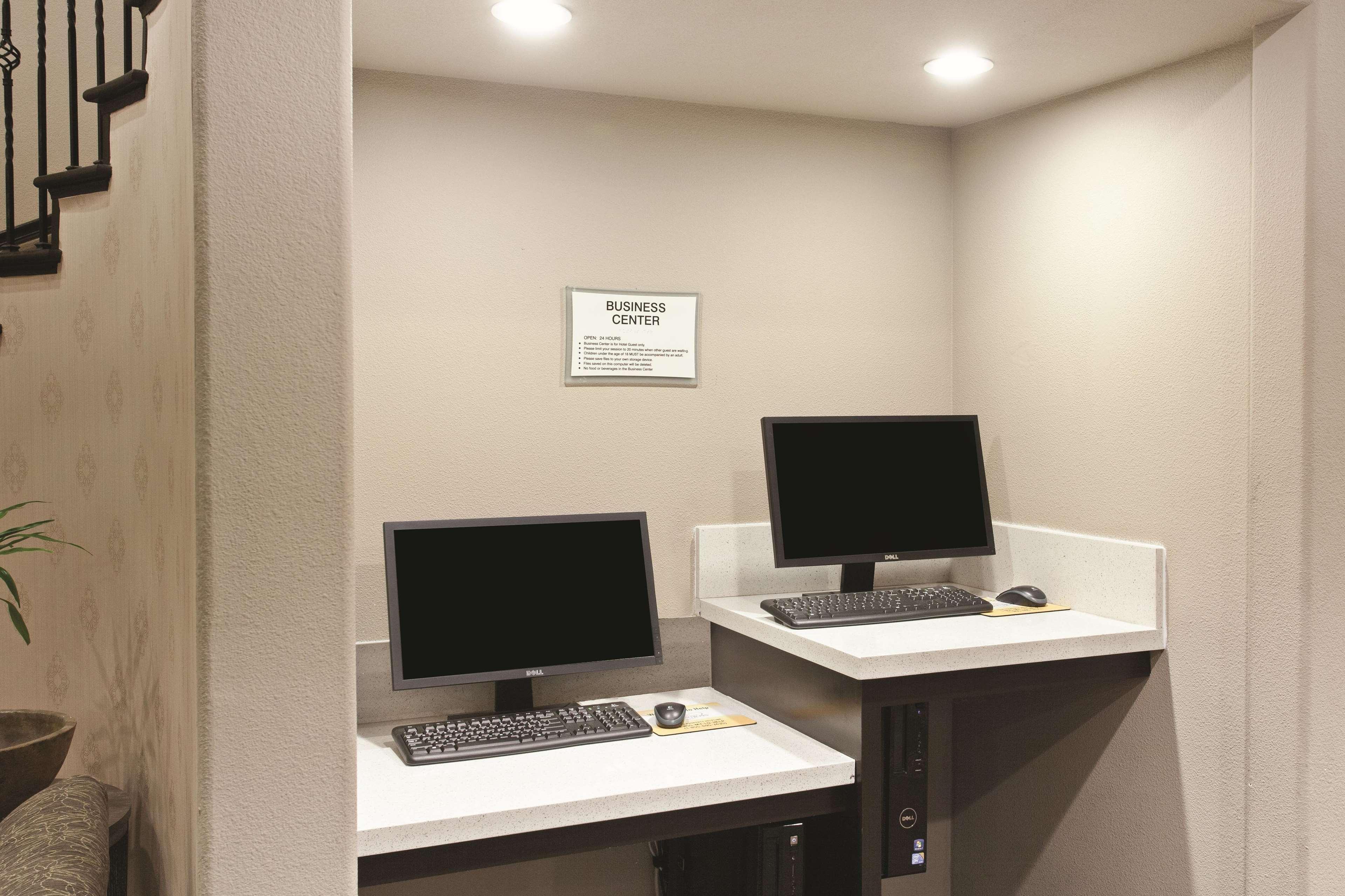 La Quinta By Wyndham Banos Hotel 3*
